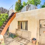 Centrally Located Santa Fe Studio Near Town!