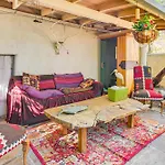 Centrally Located Santa Fe Studio Near Town!