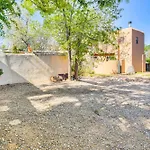 Centrally Located Near Town! Appartement